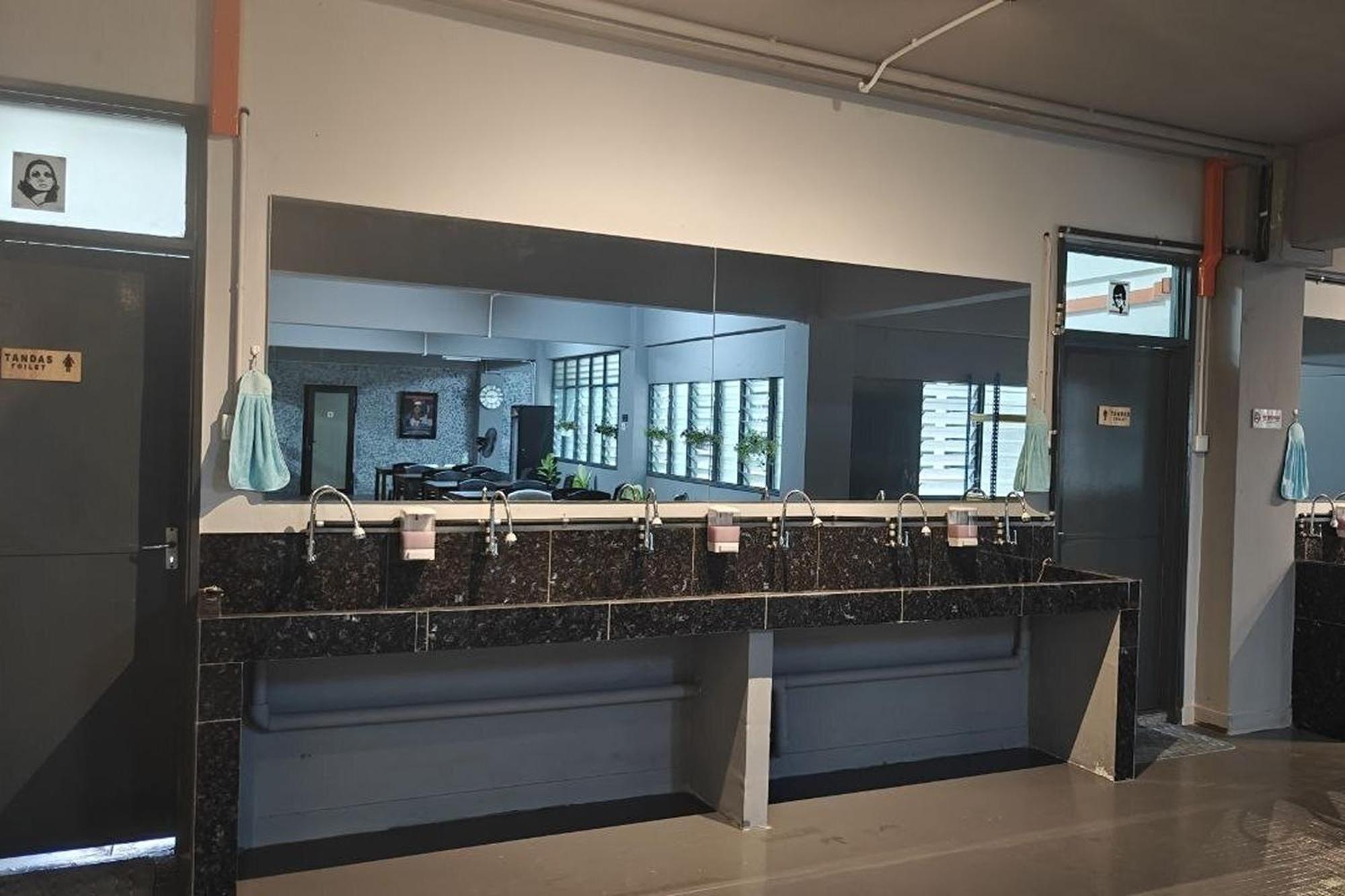 Makotel Hostel Ίπο Εξωτερικό φωτογραφία